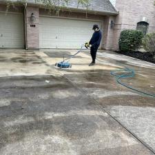 Driveway-Pressure-Wash-Cleaning-in-San-Antonio-TX 0