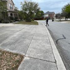 Driveway-Pressure-Wash-Cleaning-in-San-Antonio-TX 4