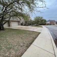 Driveway-Pressure-Wash-Cleaning-in-San-Antonio-TX 5